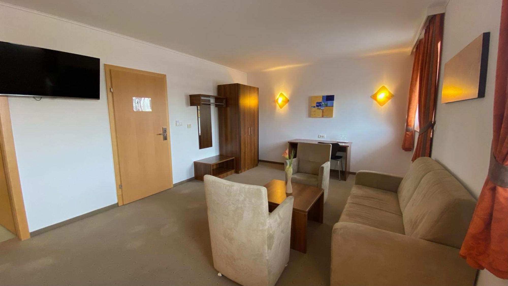 Hotel Weinland à Donnerskirchen Extérieur photo